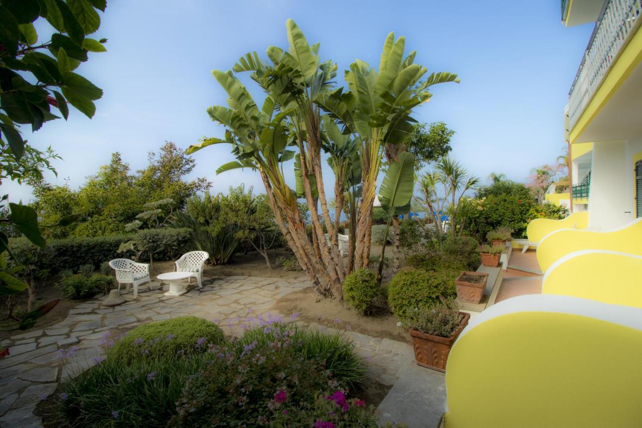 Capizzo 3* Forio (Isola d'Ischia)
